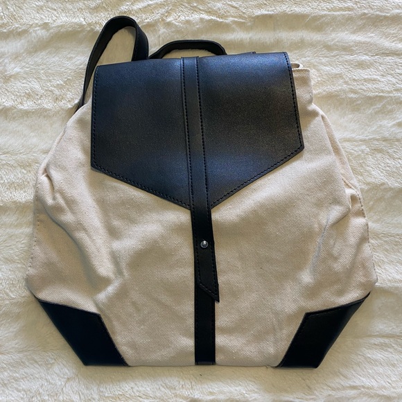 DEUX LUX Backpack - Picture 1 of 4